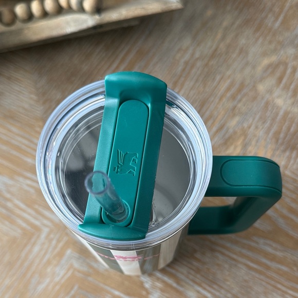 Stanley Striped Emerald Cabana Gloss 30oz Quencher Tumbler - Picture 3 of 6